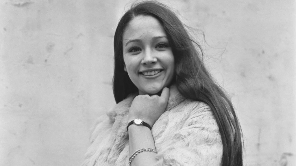 Olivia Hussey, ‘Romeo and Juliet’ and ‘Black Christmas’ Star, Dies at 73