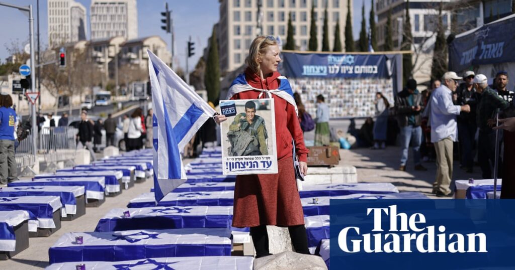 ‘A mix of emotions’: truce supporters and opponents take to Israel’s streets | Israel-Gaza war ‘A mix of emotions’: truce supporters and opponents take to Israel’s streets | Israel-Gaza war