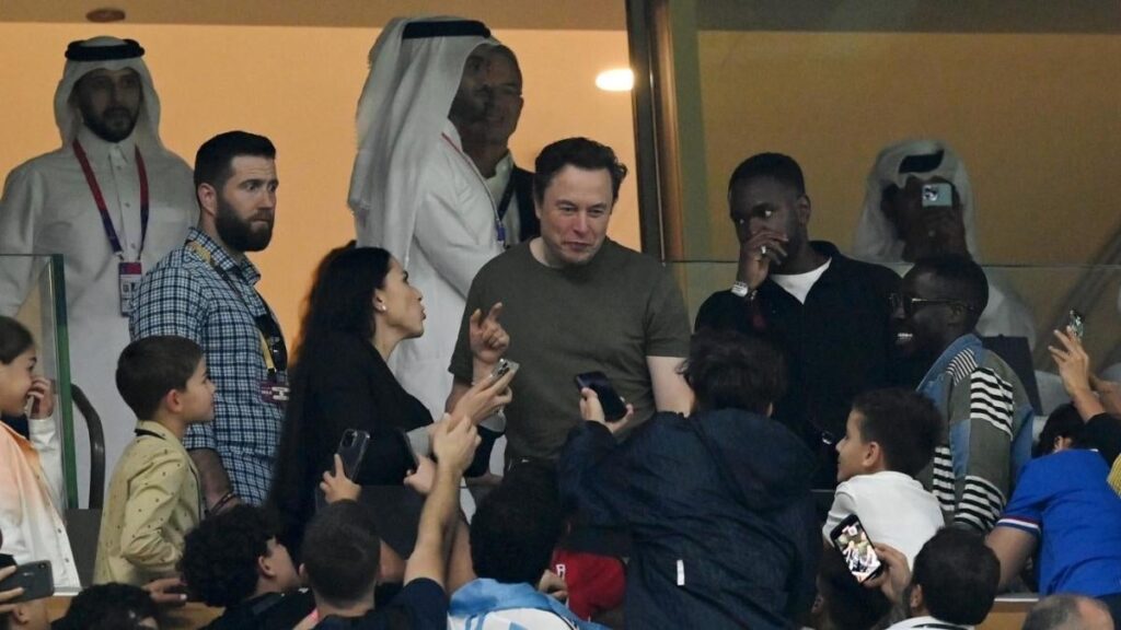Elon Musk’s father says billionaire wants to buy Liverpool, explains family’s connection to city and Beatles Elon Musk’s father says billionaire wants to buy Liverpool, explains family’s connection to city and Beatles