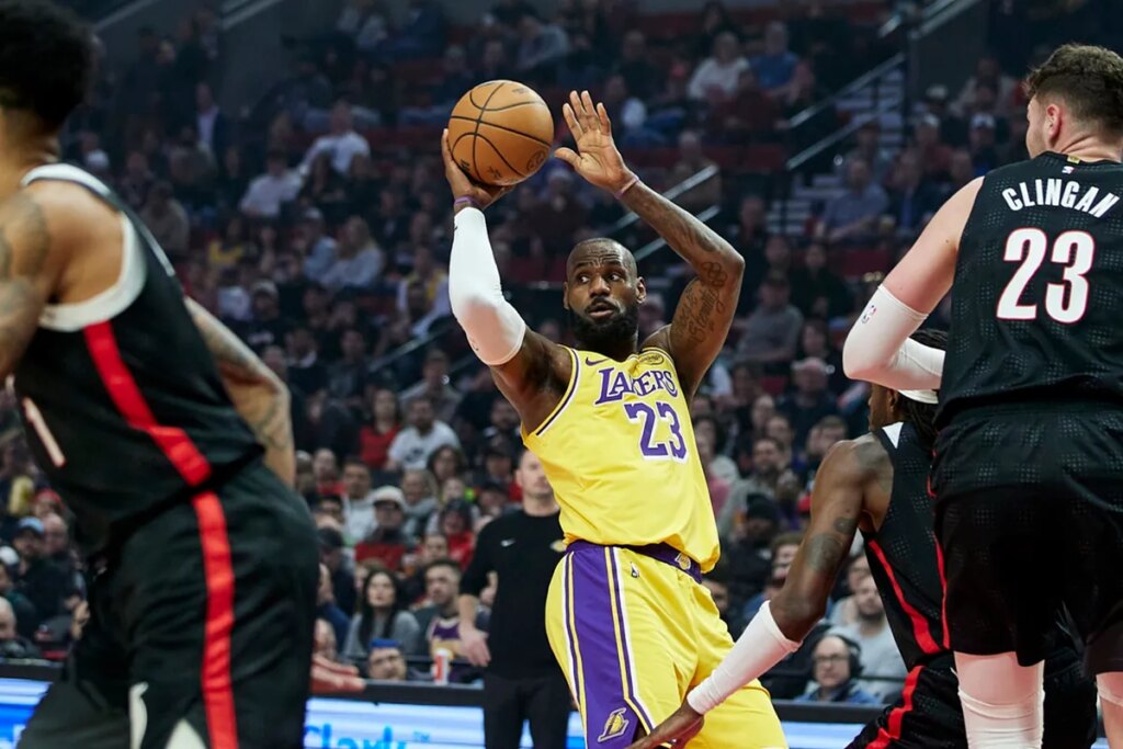 LeBron's secret to eternal youth: "He defies everything that is normal"