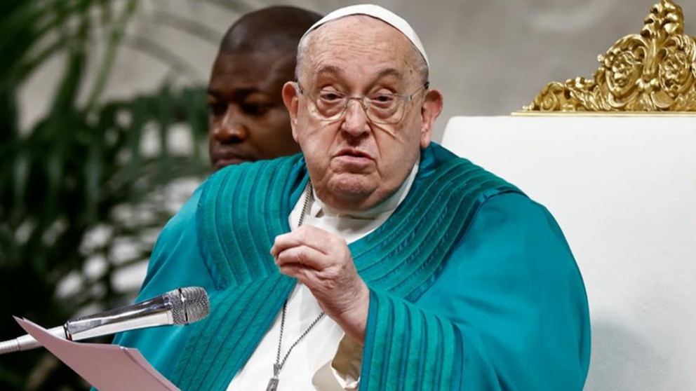 Video Pope Francis rested overnight in the hospital, Vatican says