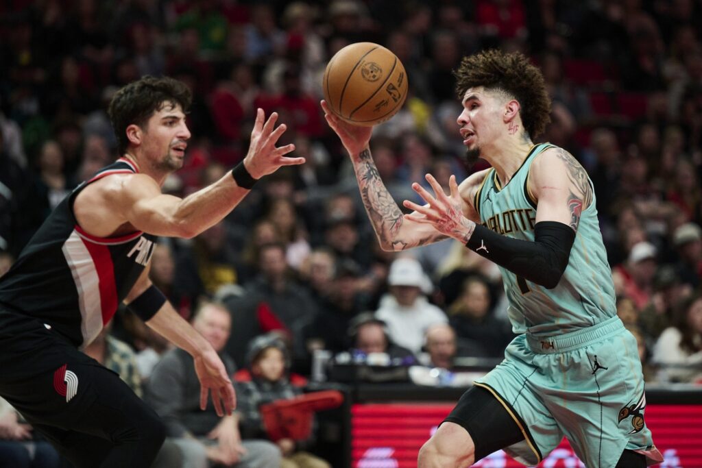 Blazers post club-record margin of victory (53) in ripping Hornets Blazers post club-record margin of victory (53) in ripping Hornets