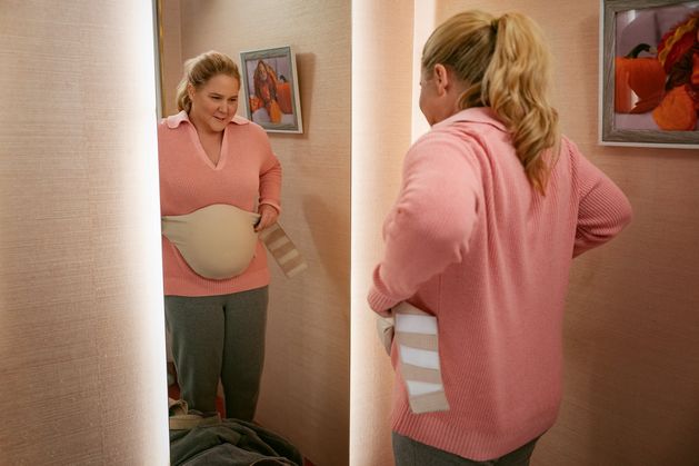 Kinda Pregnant: ‘Amy Schumer has a vast over-reliance on a slapstick almost as broad as its fake baby bump’ Kinda Pregnant: ‘Amy Schumer has a vast over-reliance on a slapstick almost as broad as its fake baby bump’
