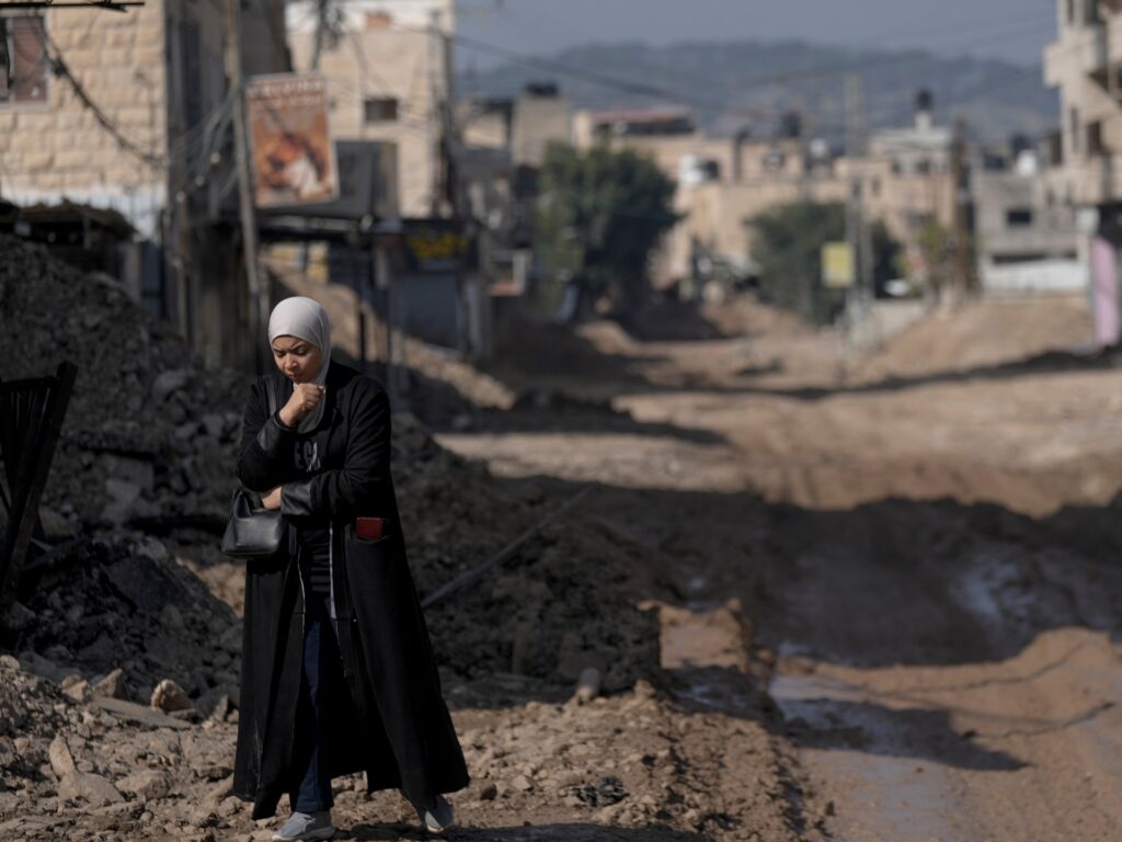 Israeli army demolishes homes in Jenin, continues raids across West Bank | Occupied West Bank News