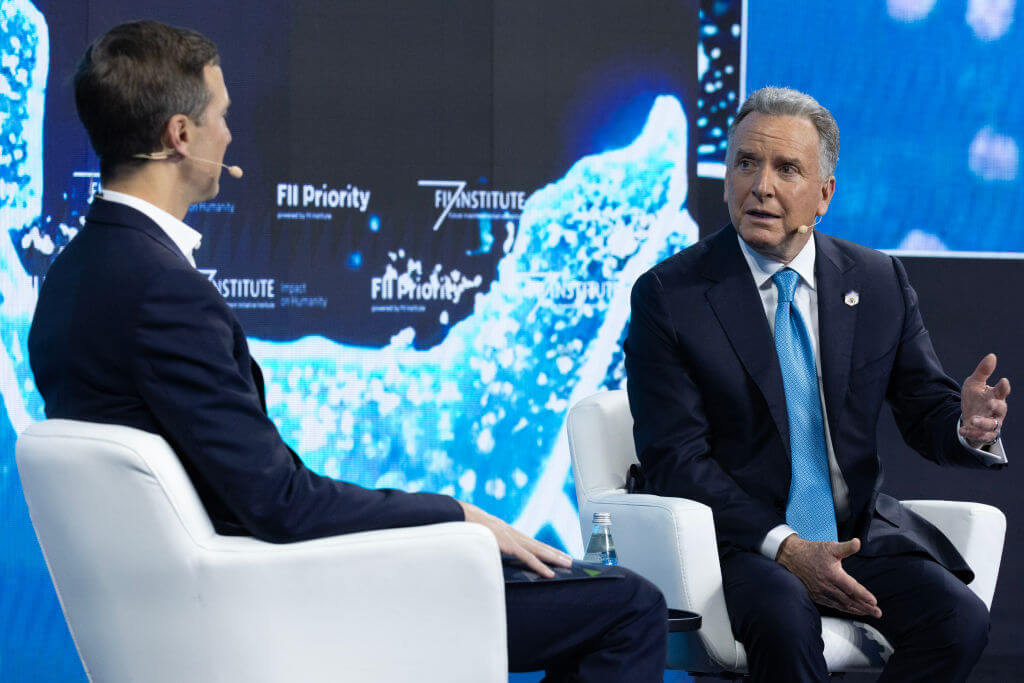 Jewish real estate moguls Kushner and Witkoff discuss diplomacy – The Forward