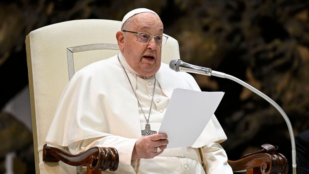 Pope Francis shares message from hospital bed while in critical condition Pope Francis shares message from hospital bed while in critical condition