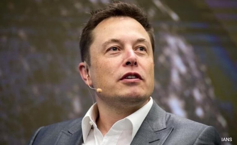 Elon Musk Re-Hires Employee Who Resigned Over Racist Posts