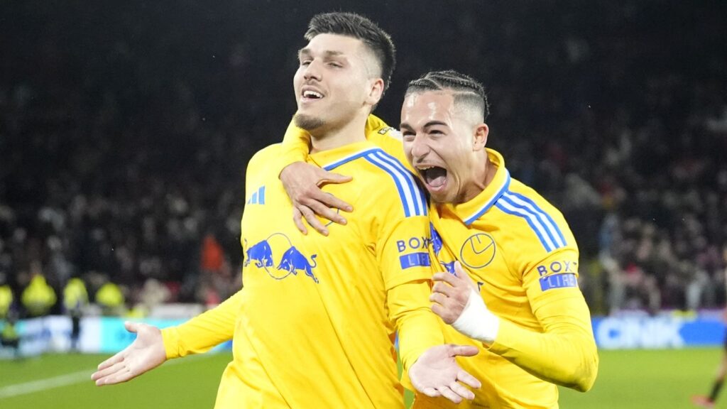 Sheffield United 1-3 Leeds: Daniel Farke says Whites ‘must stay grounded’ despite ‘perfect’ result at Bramall Lane | Football News Sheffield United 1-3 Leeds: Daniel Farke says Whites ‘must stay grounded’ despite ‘perfect’ result at Bramall Lane | Football News