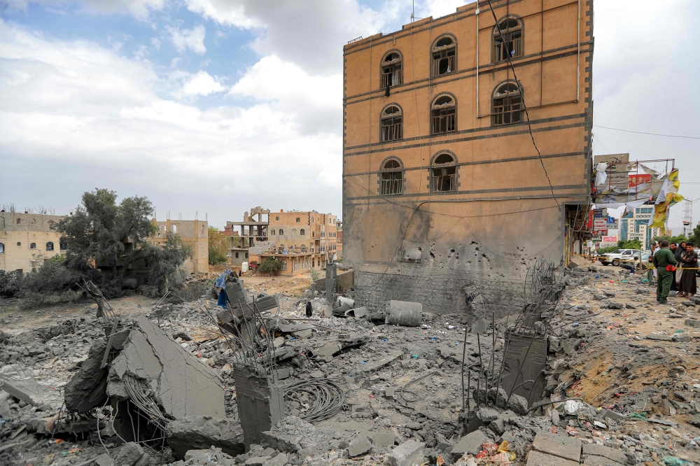 White House confirms journalist was accidentally texted classified Yemen war plan White House confirms journalist was accidentally texted classified Yemen war plan
