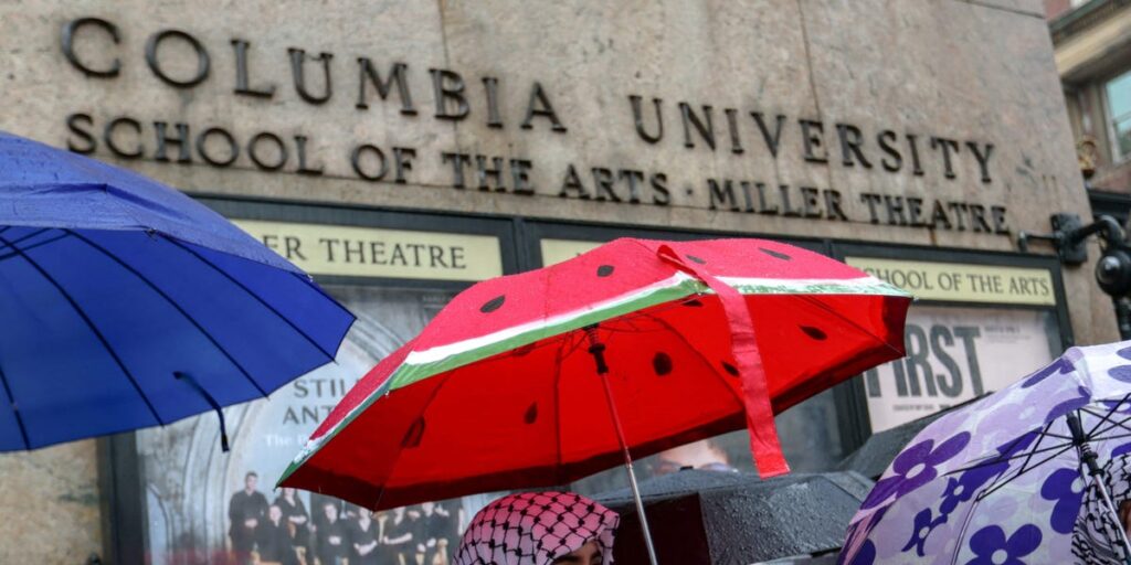Columbia University’s Interim President Resigns After Deal With Trump Columbia University’s Interim President Resigns After Deal With Trump