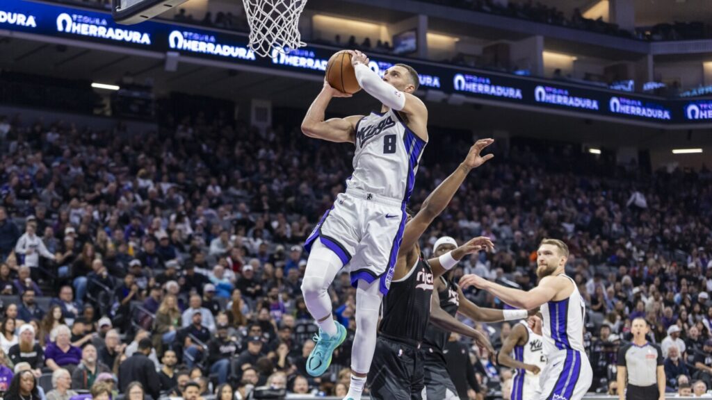 Zach LaVine, Domantas Sabonis lead Kings to 128-107 win over Trail Blazers Zach LaVine, Domantas Sabonis lead Kings to 128-107 win over Trail Blazers